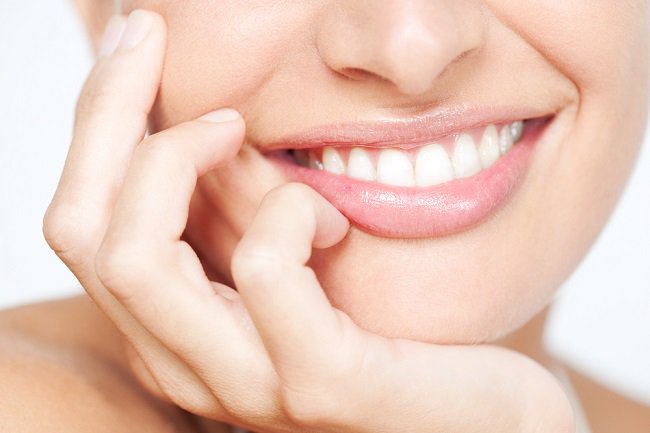 Cuidado de los implantes dentales - Clínica Dental Gustavo García del Río Cuidado de los implantes dentales - Clínica Dental Gustavo García del Río